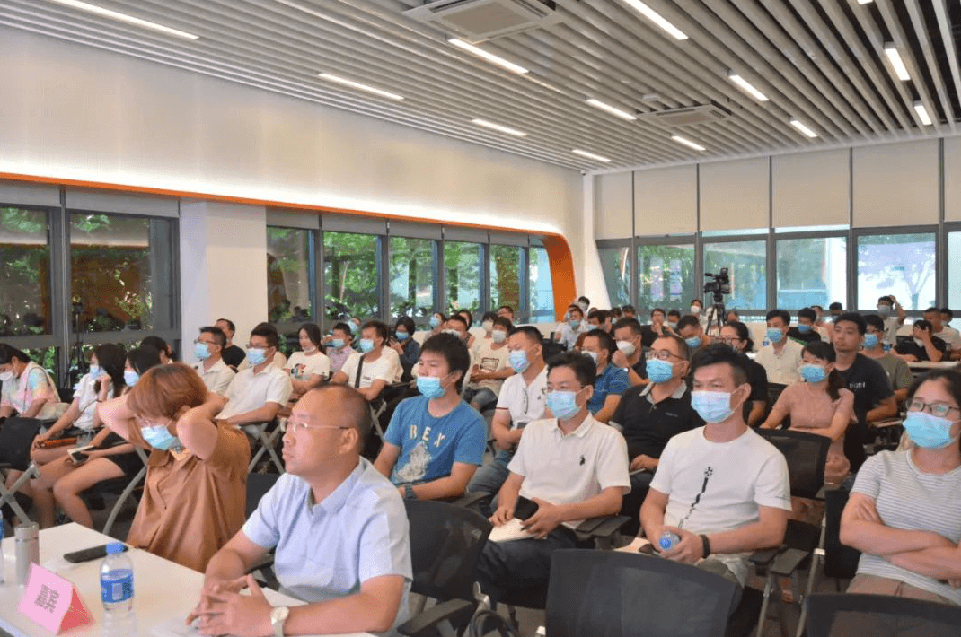 傲馬系統(tǒng)集團 傲馬系統(tǒng)集團